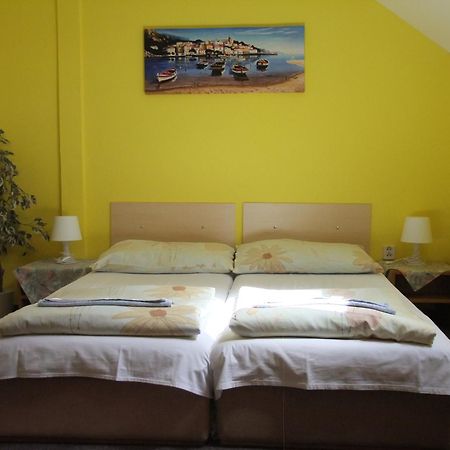 Hotel Formule Decin Dış mekan fotoğraf